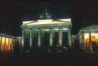 Brandenburger Tor bei Nacht in Stadtrundfahrten im Oldtimer Rolls Royce Berlin